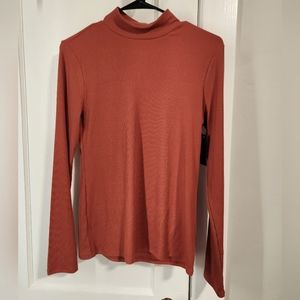 Mock Neck shirt